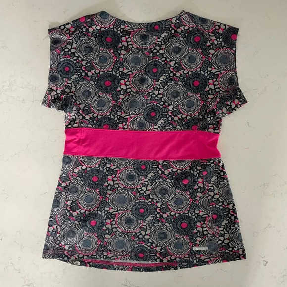 The North Face Activewear Pull On Cap Slv VNeck Print Top Grey Pink Sz XS - Picture 6 of 13